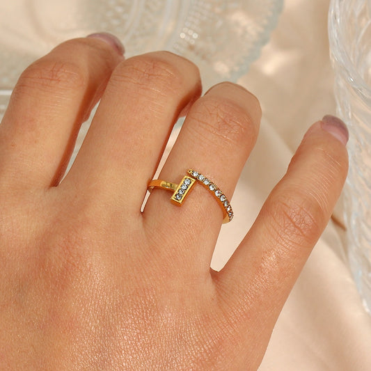 The Cora Ring